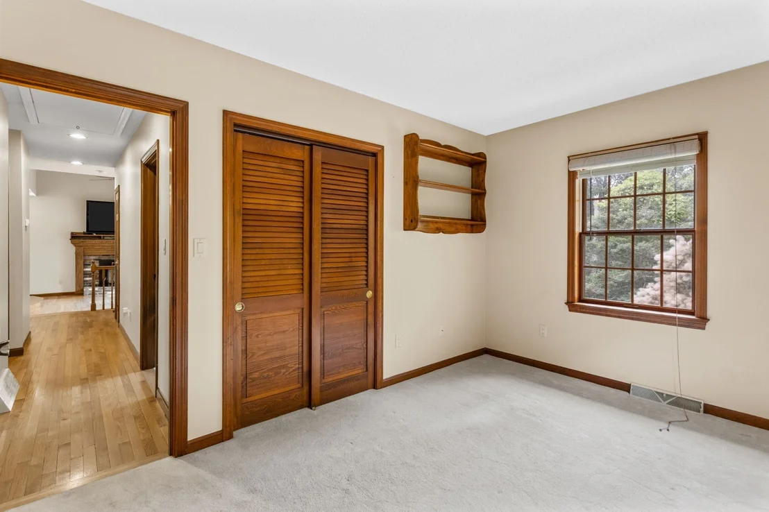 Photo of 2 Robin Rd