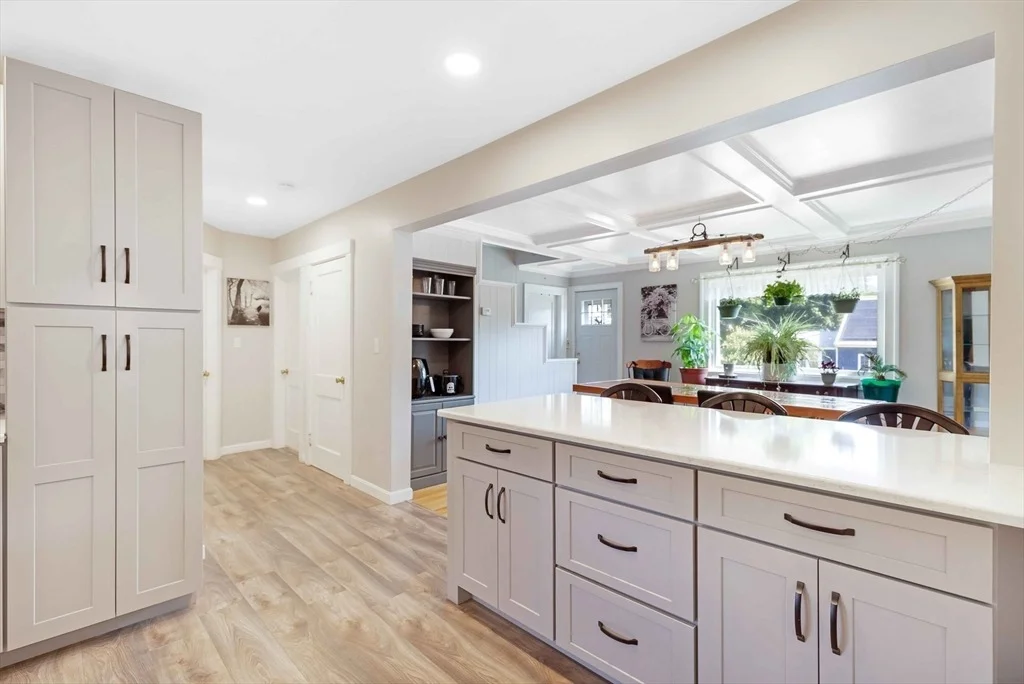 Photo of 48 Long Pond Dr