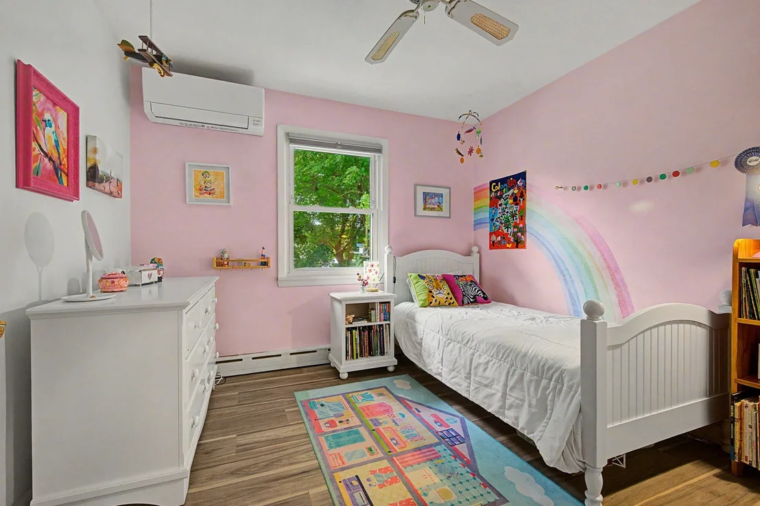 Photo of 10 Alden St