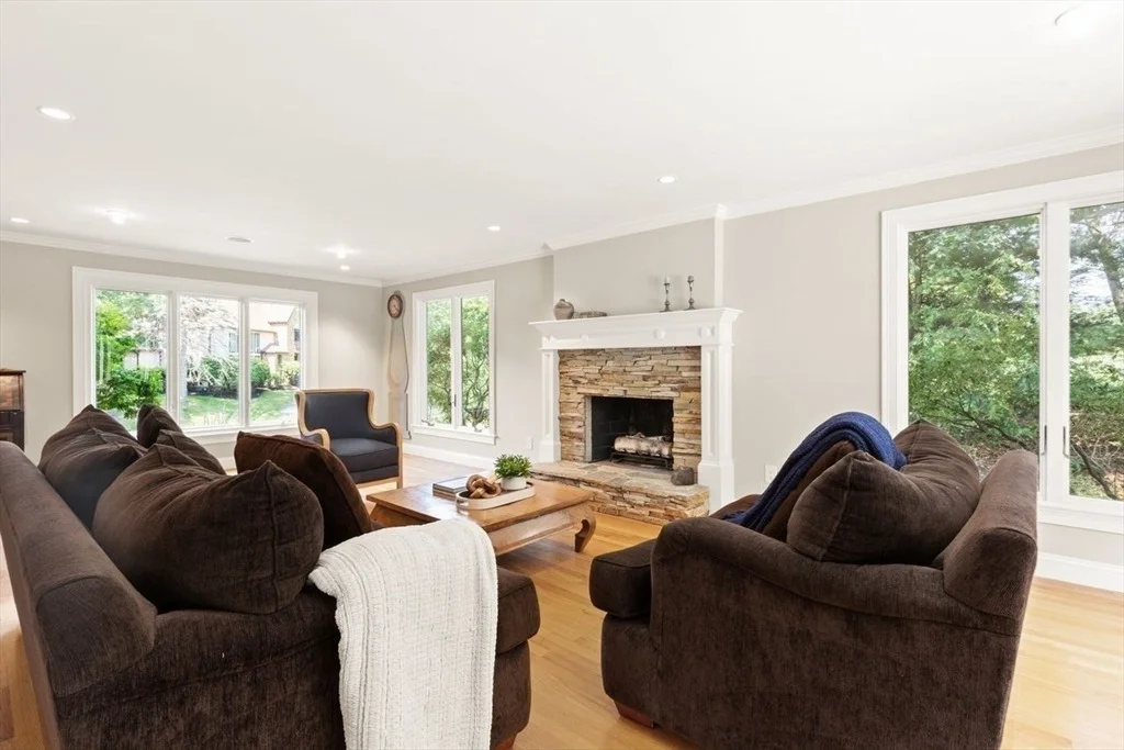 Photo of 48 Castle Dr