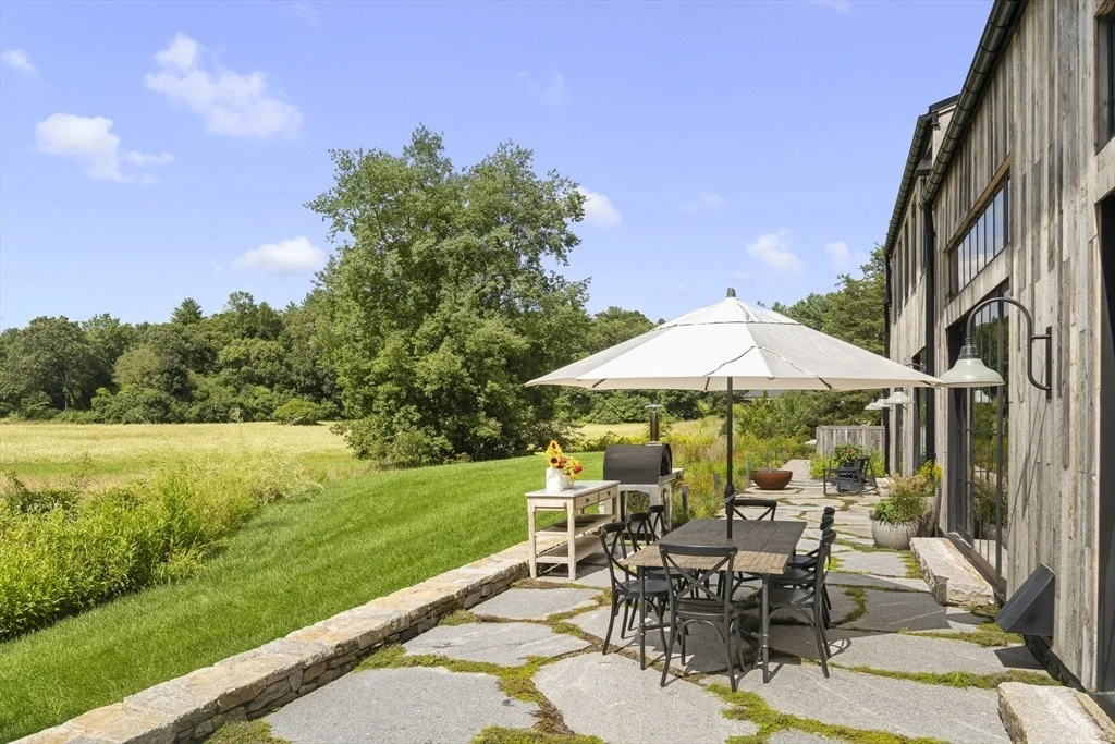 Photo of 8 Silver Hill