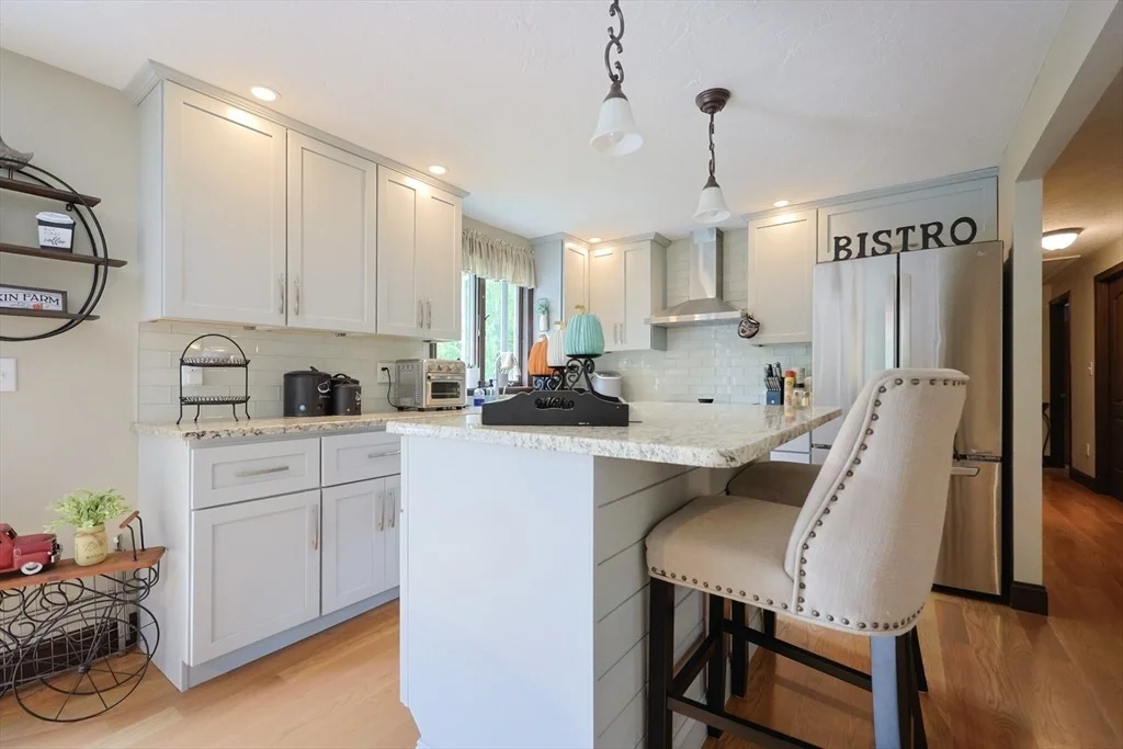 Photo of 7 Sara Dr