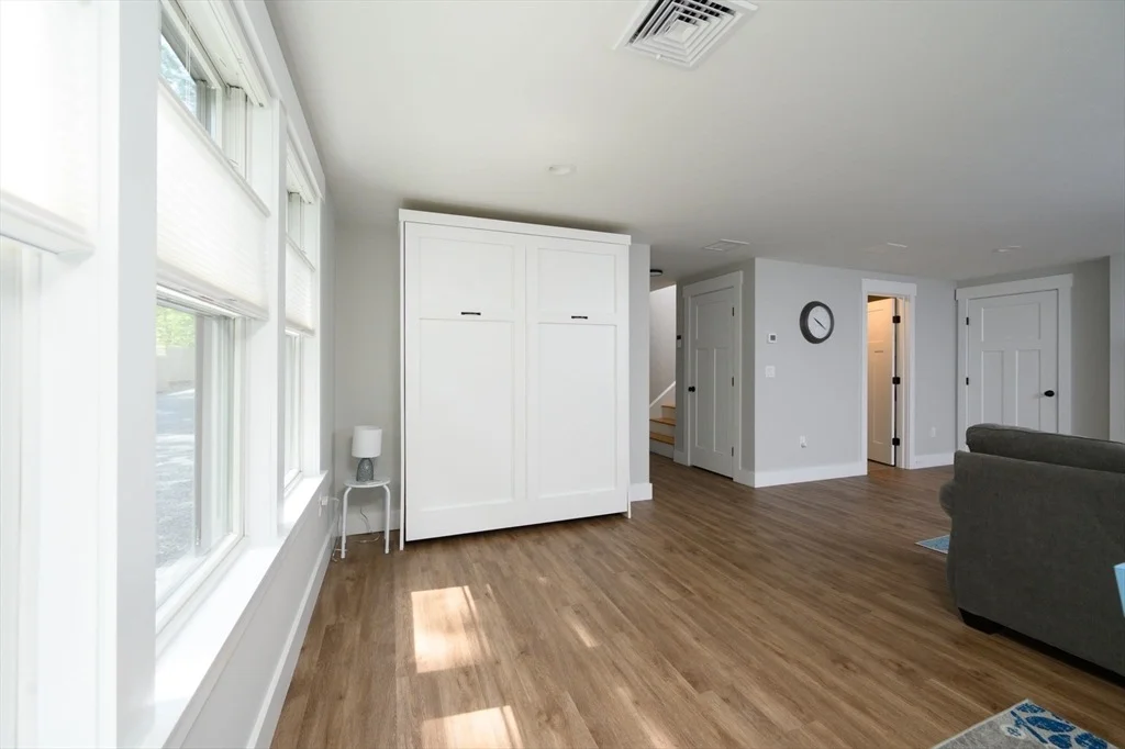 Photo of 14 Valley Brook Rd