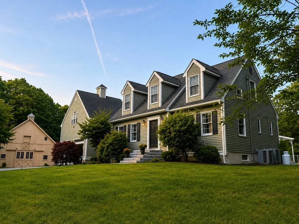Photo of 52 Moore Ln