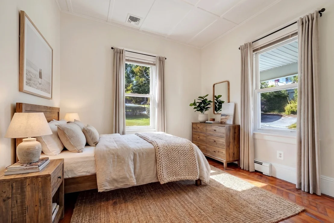 Photo of 83 Beacon Street