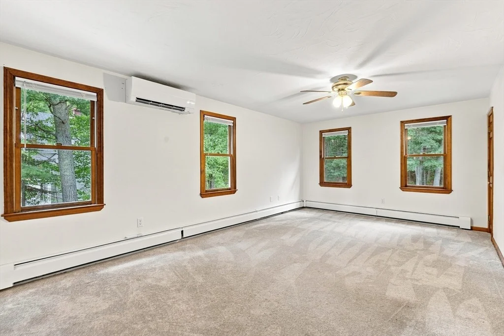 Photo of 69 White Pond Rd