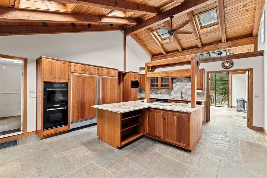 Photo of 87 Deborah Road