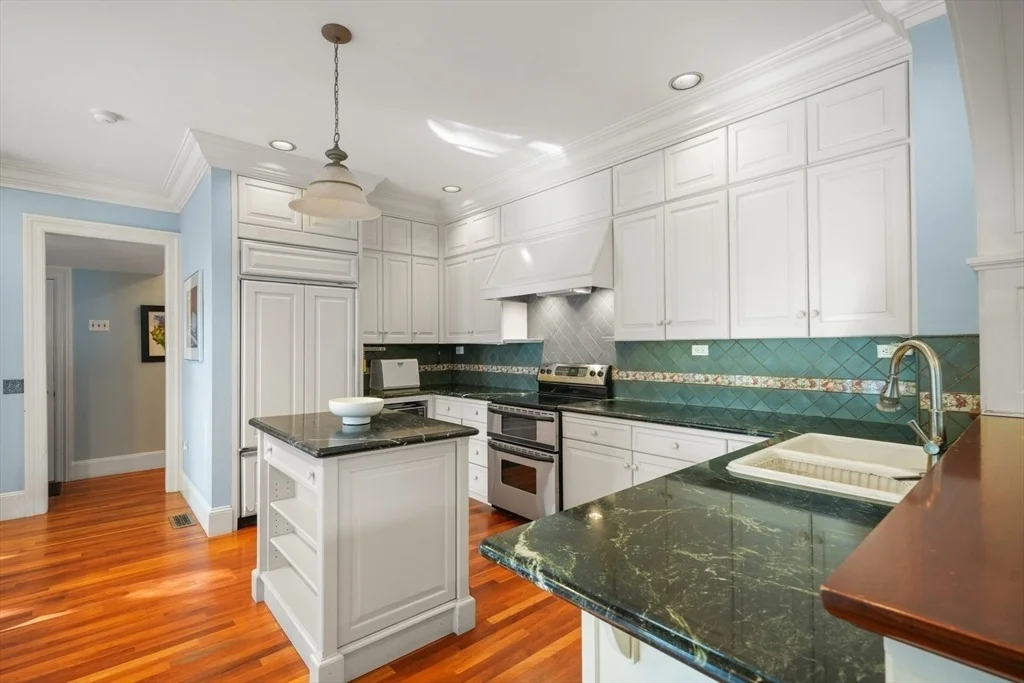 Photo of 51 Abbott Road