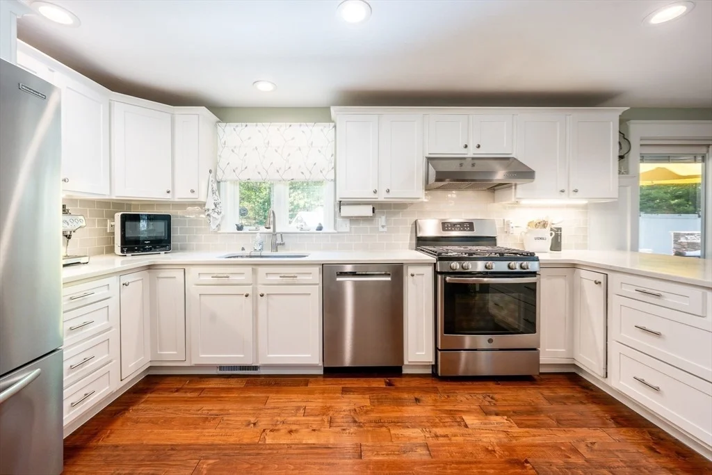 Photo of 80 Holder Ln