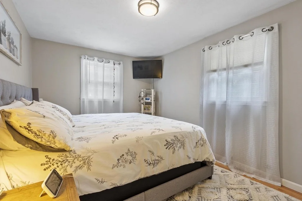 Photo of 9 Birch Ln