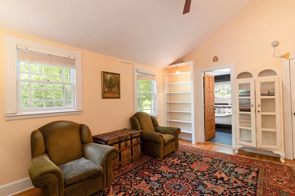 Photo of 244 Old Winchester Rd