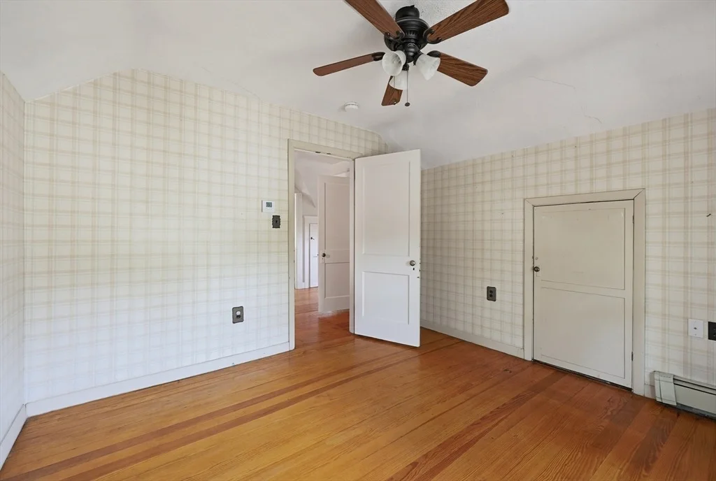 Photo of 640 Pulaski Blvd