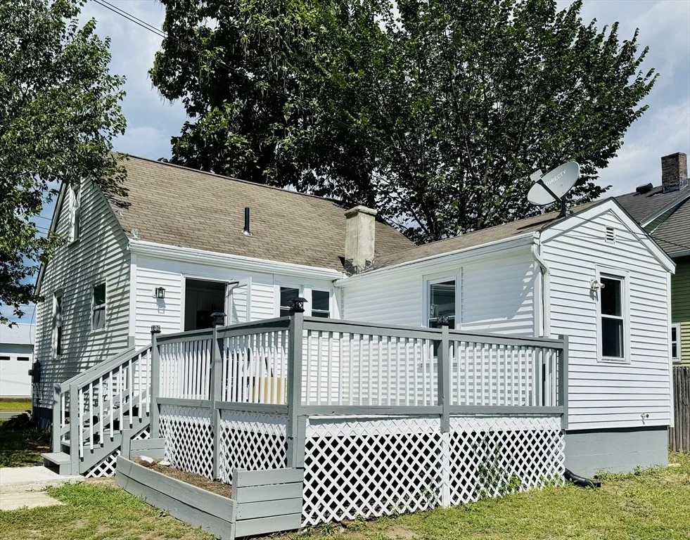 Photo of 369 Cold Spring Ave