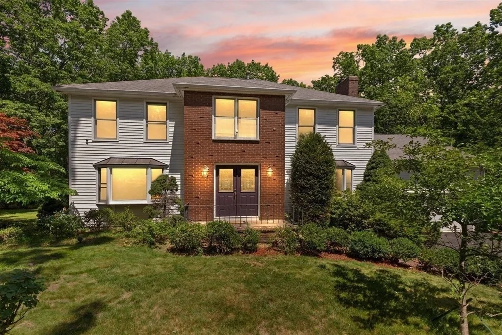 Photo of 35 Castle Dr