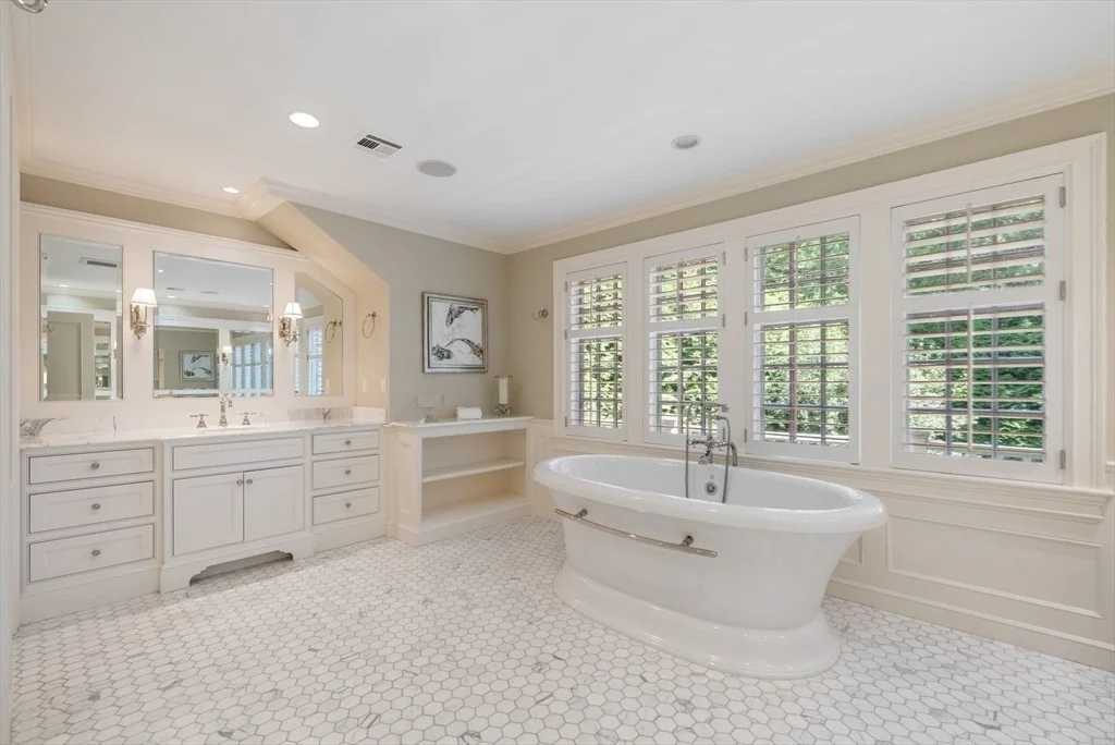 Photo of 44 Whiting Road