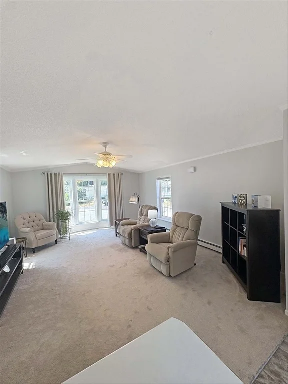 Photo of 12 King Dr