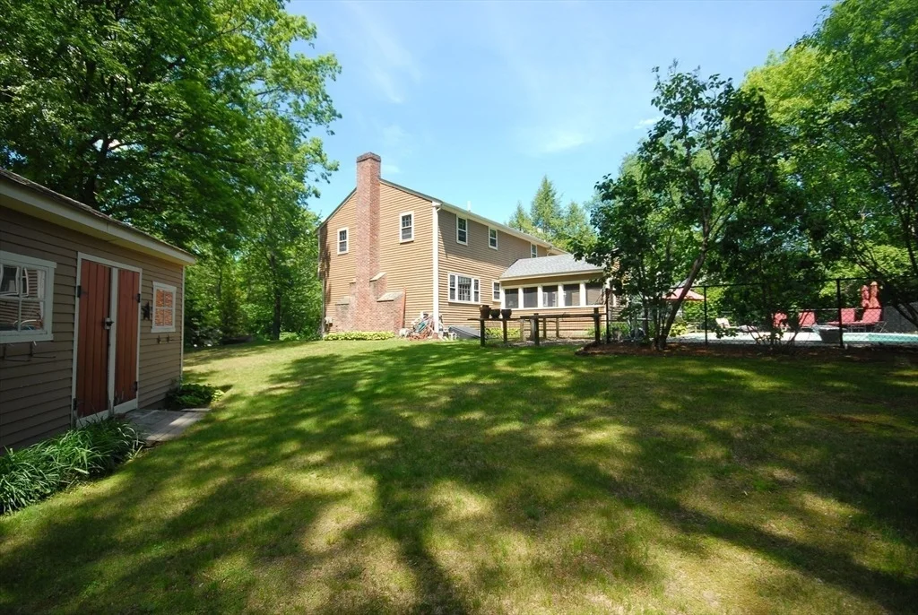 Photo of 7 Country Ln