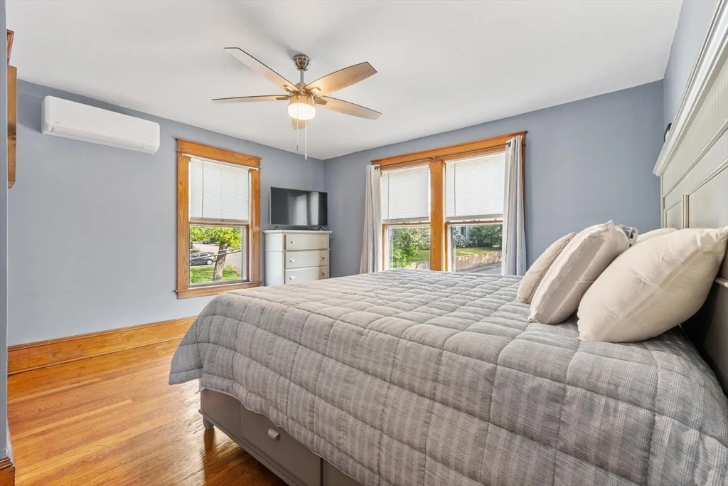 Photo of 147 Wallingford Ave