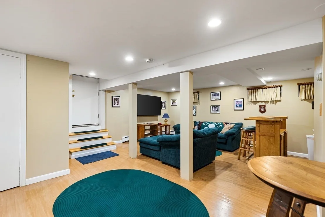 Photo of 216 Bellevue Rd