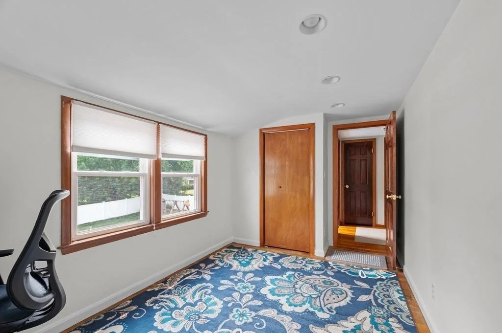 Photo of 10 Mount Pleasant Dr