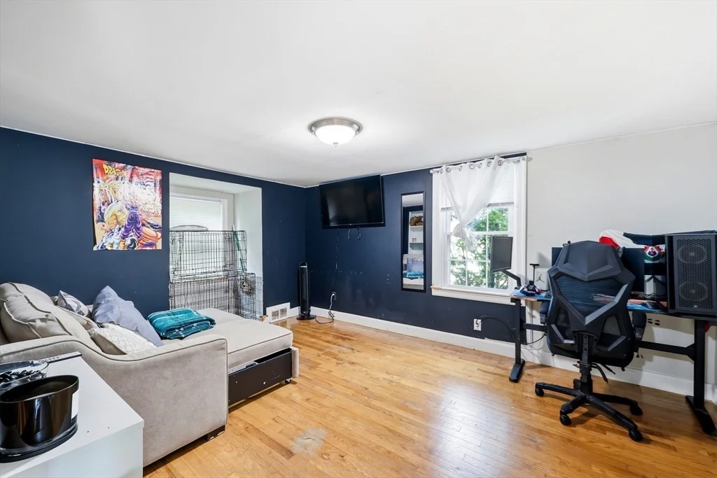 Photo of 15 Lucerne Road