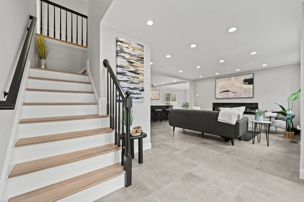 Photo of 23 Carle Dr