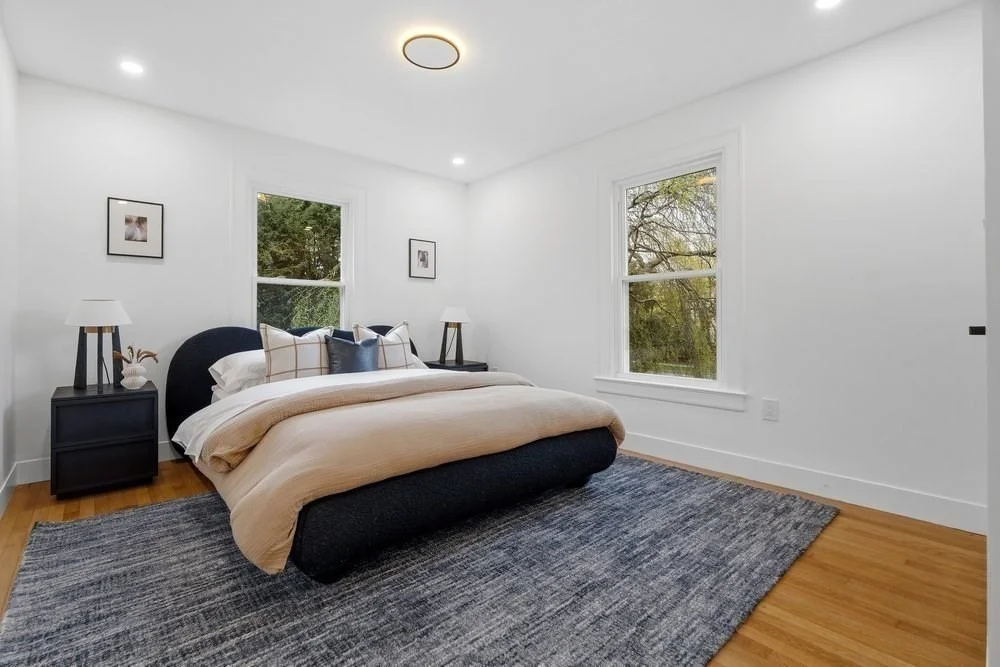 Photo of 1806 Beacon St