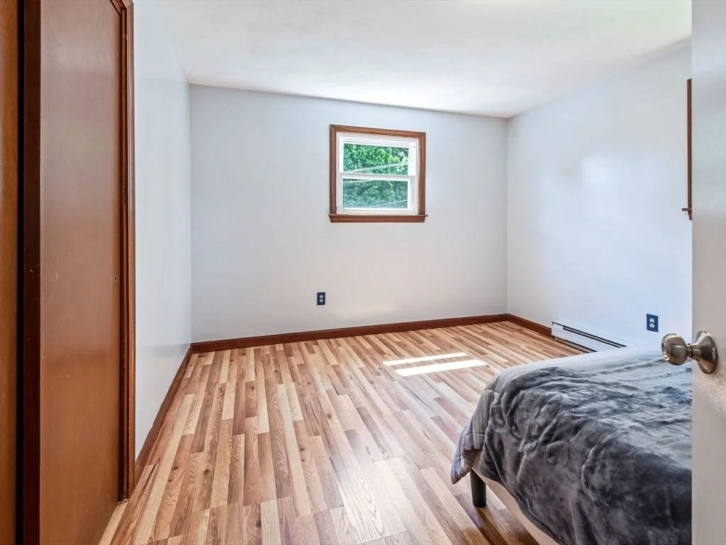 Photo of 39 Barbara Ave