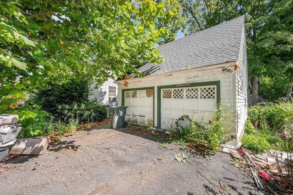 Photo of 71 Middlesex Ave