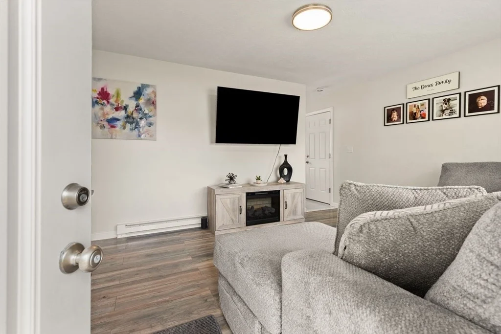 Photo of 8 Viking Drive