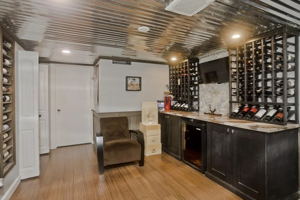 Photo of 217 Hanson Dr