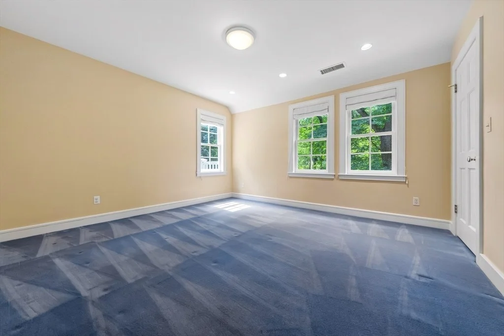 Photo of 49 Buswell Park