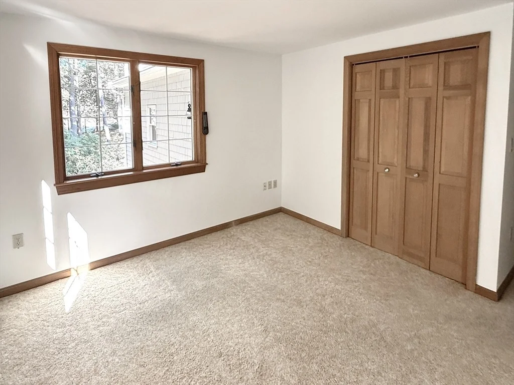 Photo of 1 Pine Tree Dr