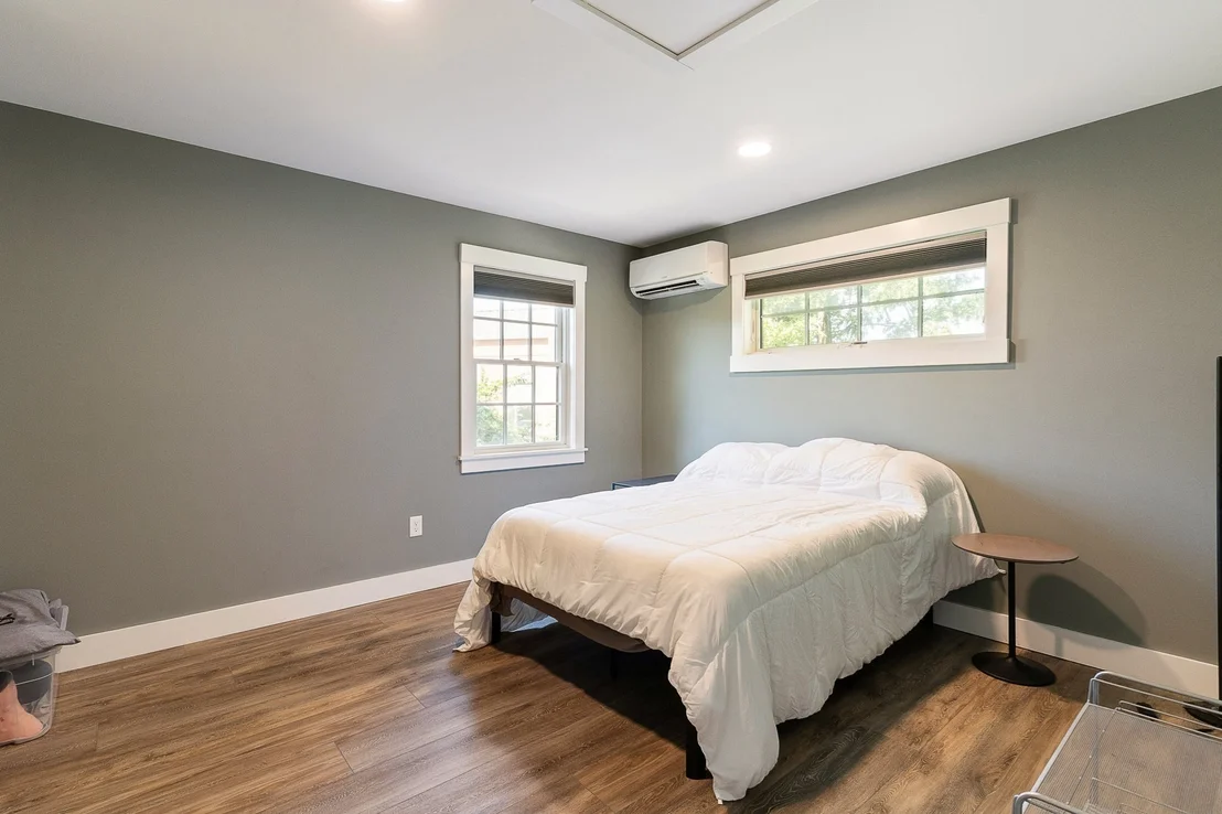 Photo of 5 Travis Rd.