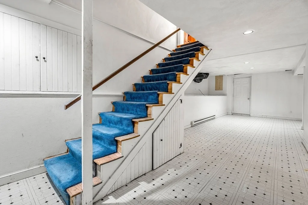 Photo of 55 Roosevelt Ave