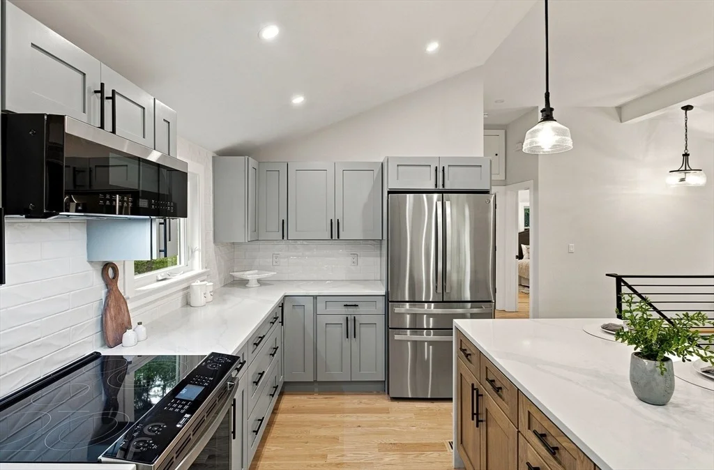 Photo of 12 Burley Farm Rd