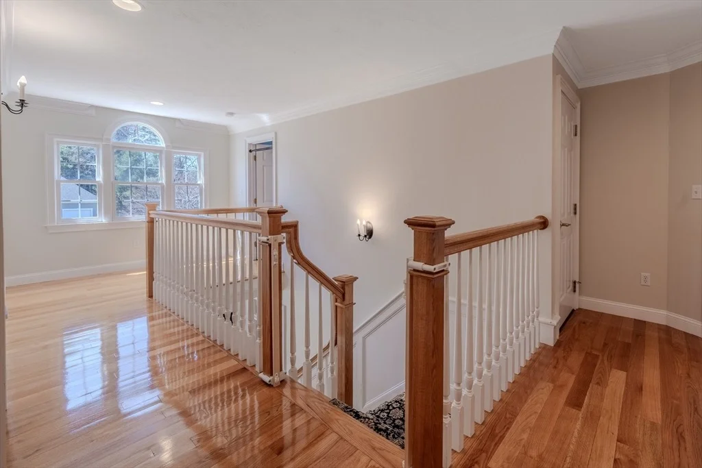 Photo of 31 Hunt Dr