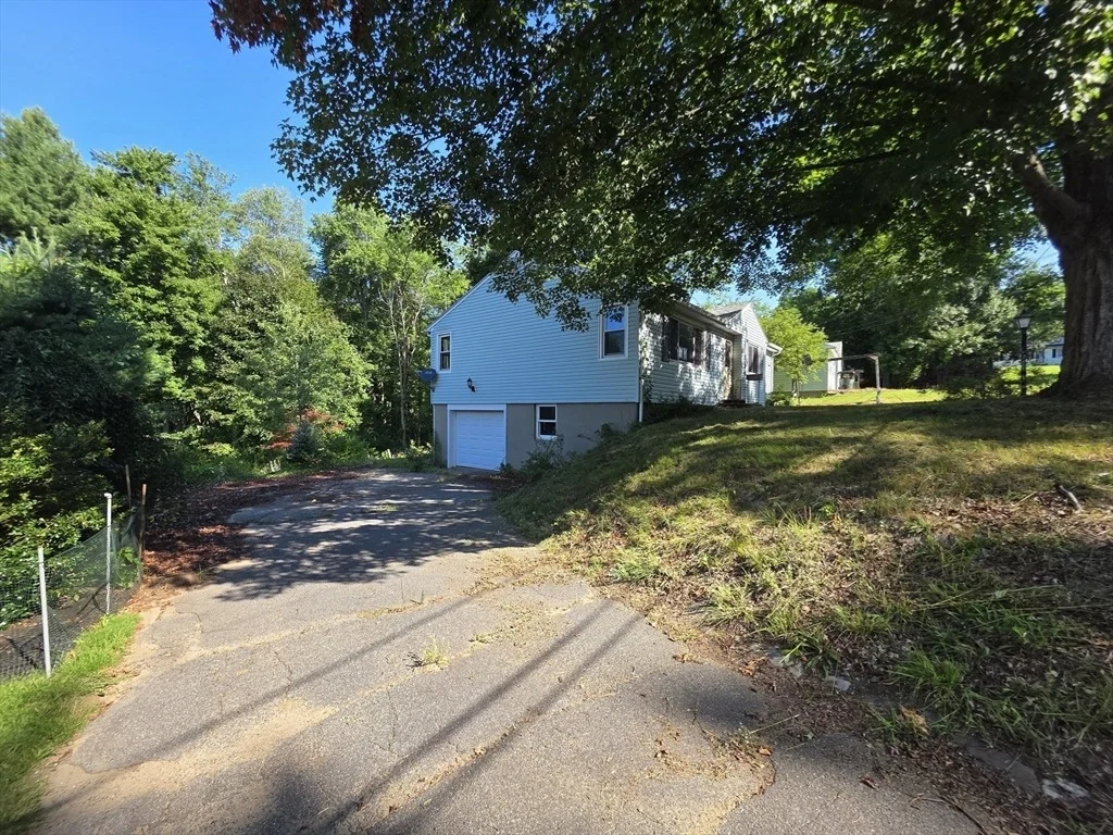 Photo of 20 Deborah St