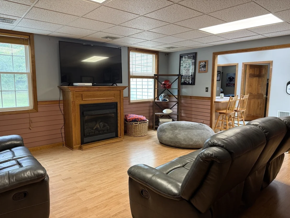 Photo of 4 Allen Rd.