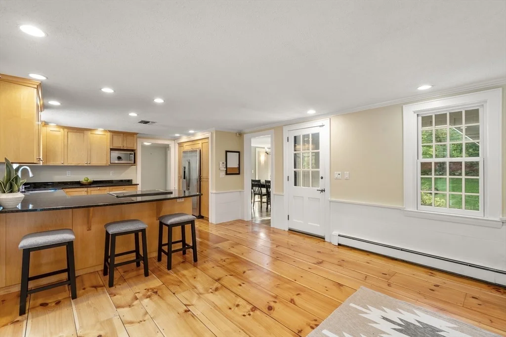 Photo of 371 Willis Road
