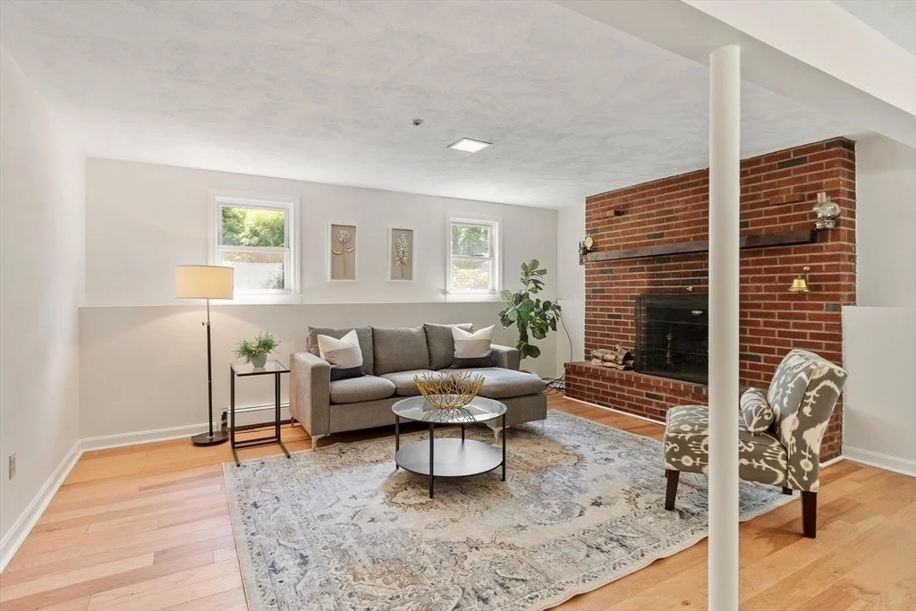 Photo of 7 Locust Street
