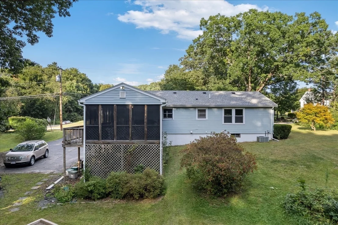 Photo of 141 Elm St.
