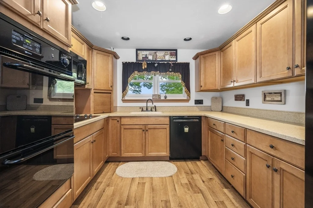 Photo of 148 Walnut Hill Rd