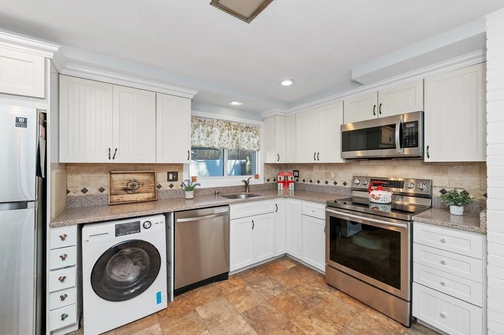 Photo of 24 Pinewood Drive