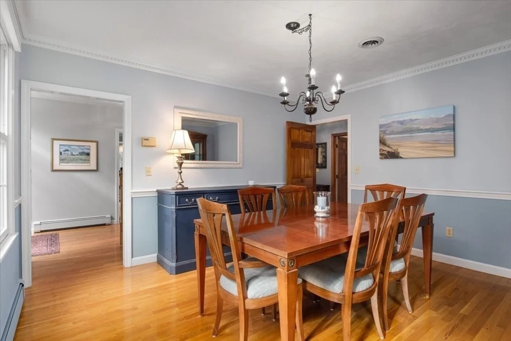 Photo of 75 Emerson Rd