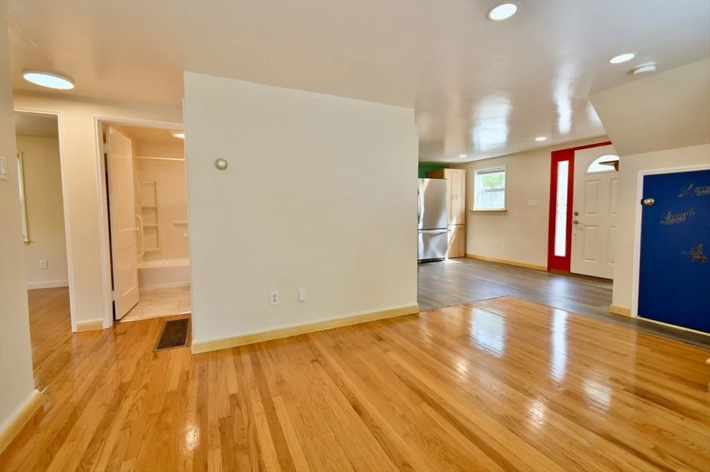 Photo of 160 Austin St
