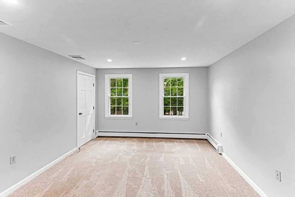 Photo of 300 Maple St