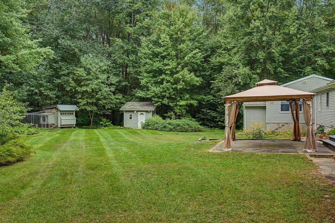 Photo of 50 Deepwoods Dr.