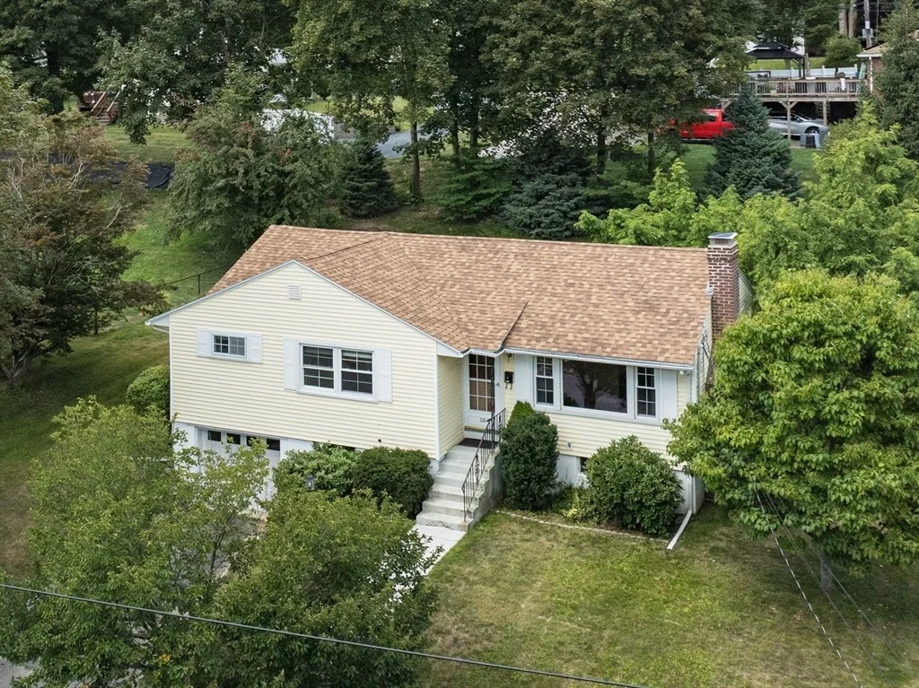 Photo of 116 Longmeadow Ave