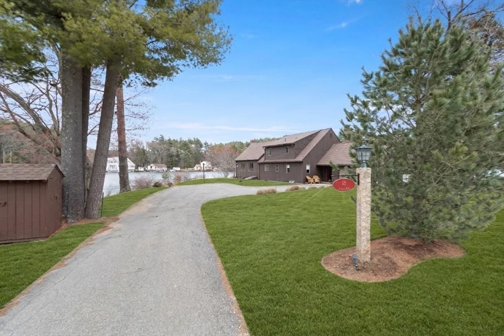 Photo of 18 River Rd